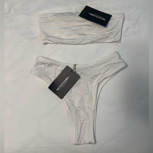 New women’s 2 piece strapless swimsuit